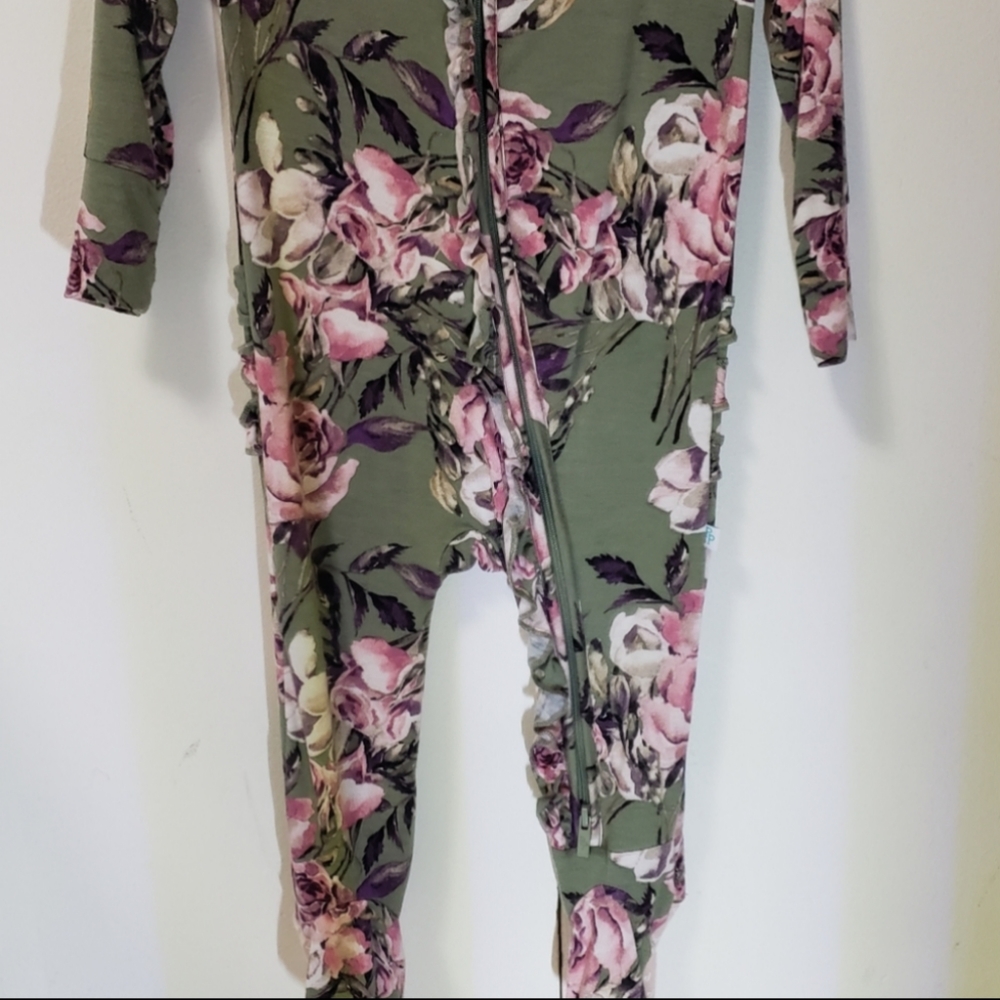 Posh peanut Seraphine footie pajamas 6-9m